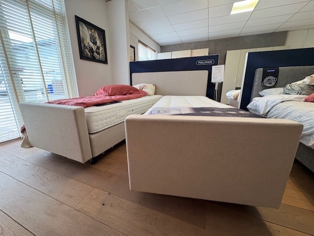 Boxspring_deelbaar_Pullman_senioren_actie