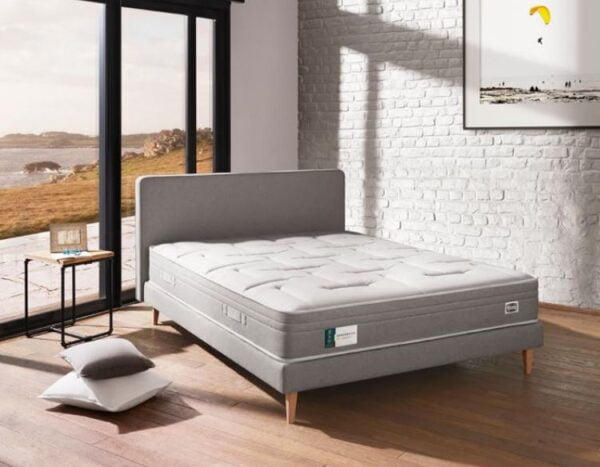 Simmons_matras_Recycle_generation_recycling.jpg Simmons_Boxspring_matras_Recycle_generation_recycling